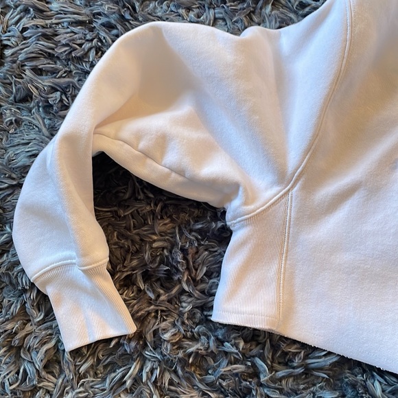 white cropped champion crew - Picture 4 of 4